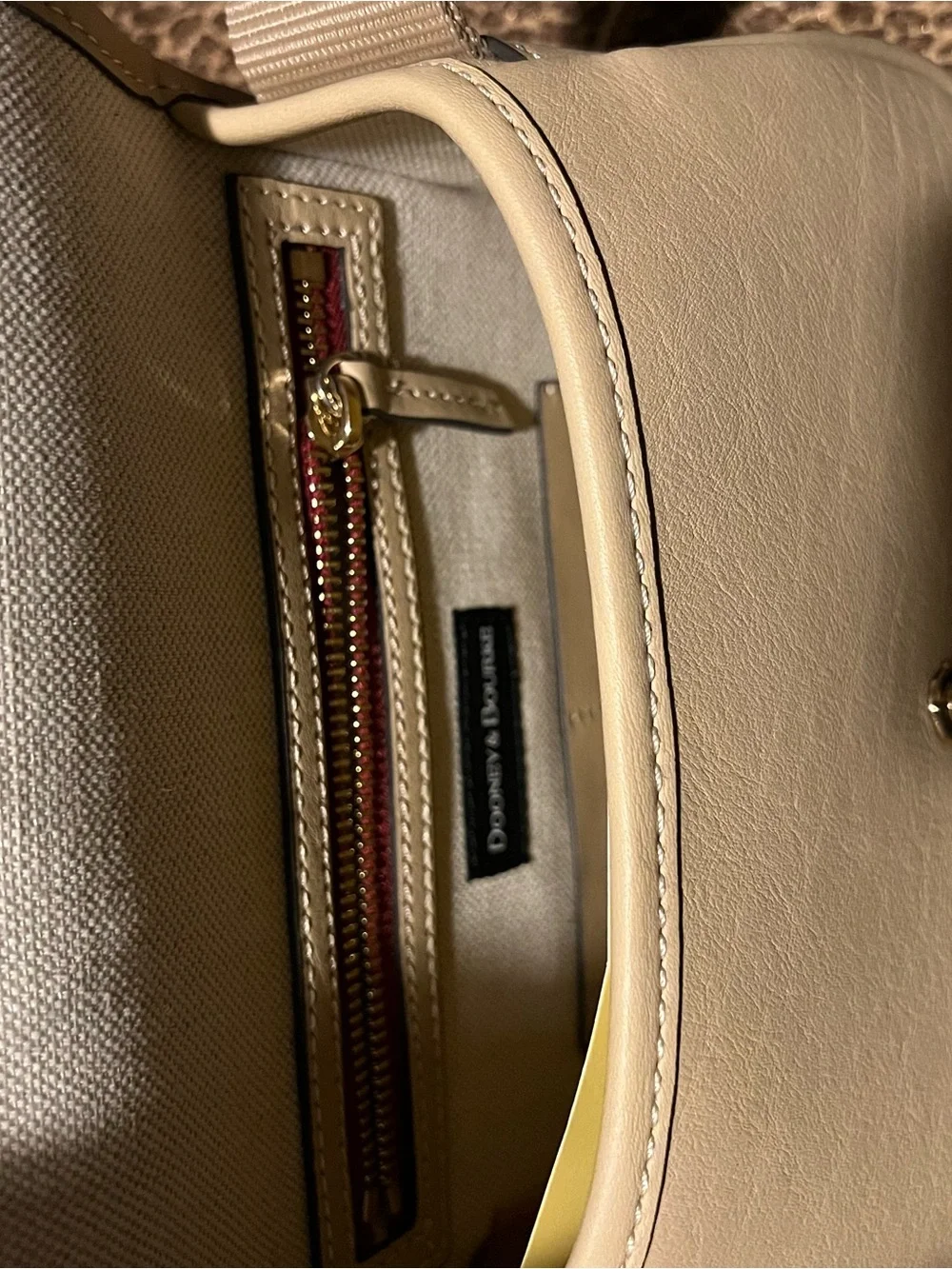 Dooney & Bourke Leather Crossbody in Tomato with Gold Hardware NWT - Picture 5 of 8